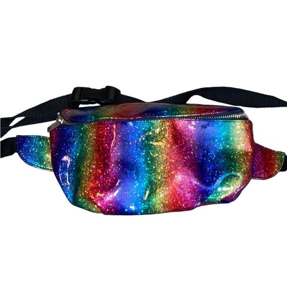 Rainbow 🌈 Fanny Pack - Picture 1 of 7